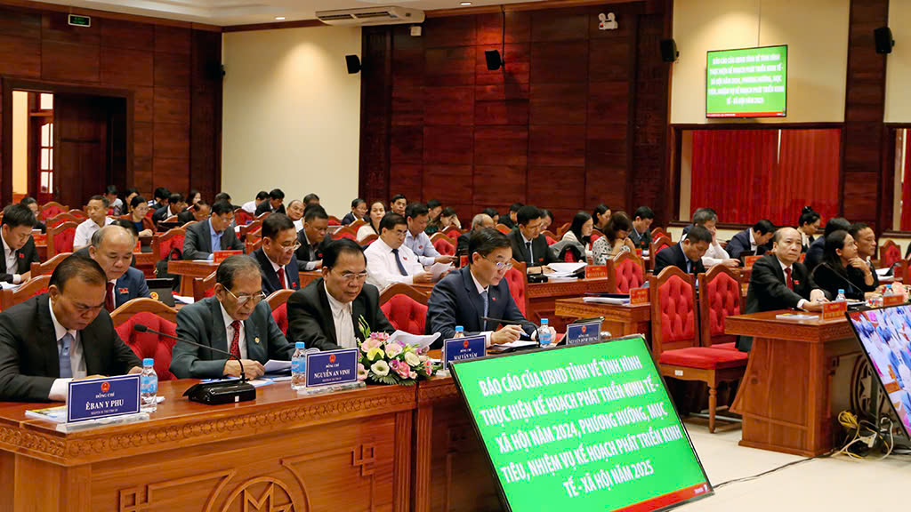 Khai mạc Kỳ họp thứ Chín, HĐND tỉnh khóa X, nhiệm kỳ 2021-2026